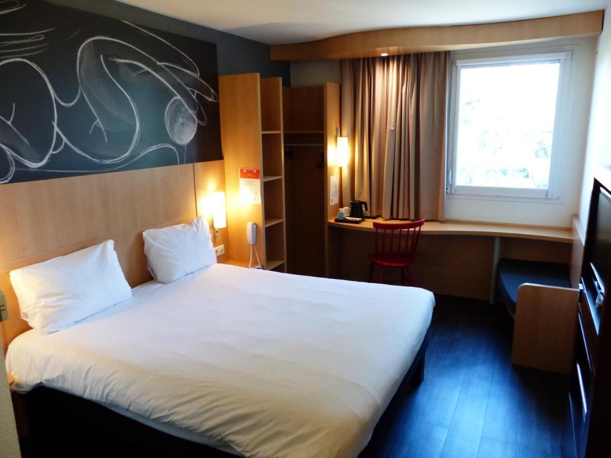 Hotel ibis Paris Meudon Velizy Exterior foto